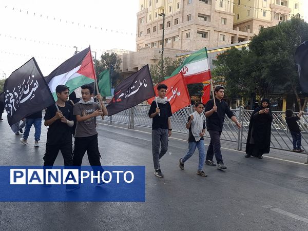 مراسم پیاده روی جاماندگان اربعین حسینی در مشهد