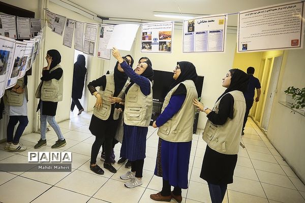 آموزش خبرنویسی و عکاسی خبری ویژه دانش آموزان شهرستان محمودآباد