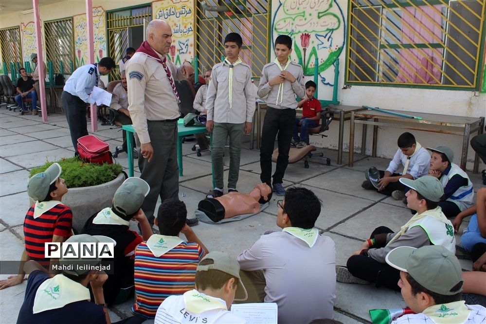 پیش اردو مربیان و دانش آموزان پیشتاز البرز