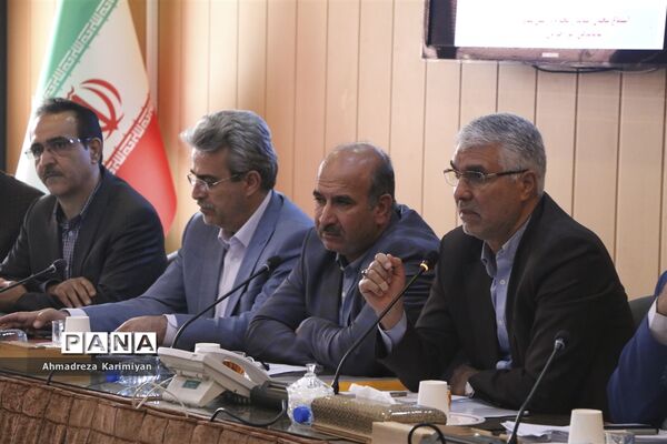 جلسه ستاد ساماندهی امور جوانان فارس
