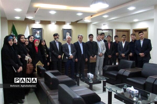 دیدار نمایندگان مجلس و مجمع دانش آموزی خوزستان با مدیرکل آموزش و پرورش و استاندار