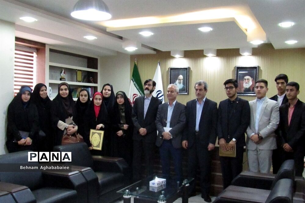 دیدار نمایندگان مجلس و مجمع دانش آموزی خوزستان با مدیرکل آموزش و پرورش و استاندار