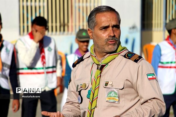 مراسم صبحگاه و آموزش بازی های بومی محلی استان به دانش آموزان پیشتاز پسر در اردو انتخابی اردوی ملی