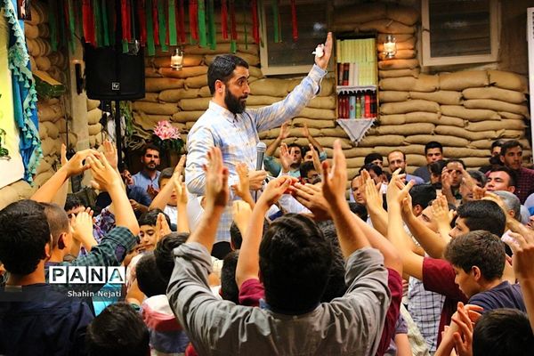 شب ولادت غریب الغربا ، علی بن موسی الرضا (ع) در هیئت انصار الامام رزمندگان کرج