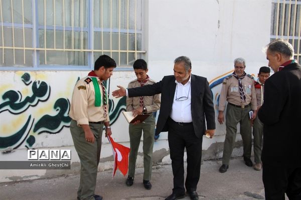 بازدید معاون پرورشی و رئیس سازمان دانش آموزی استان خراسان‌جنوبی از پیشتازان و اعضا سازمان دانش آموزی