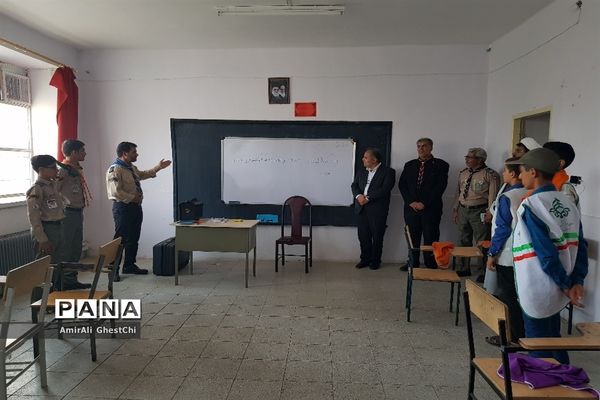 بازدید معاون پرورشی و رئیس سازمان دانش آموزی استان خراسان‌جنوبی از پیشتازان و اعضا سازمان دانش آموزی