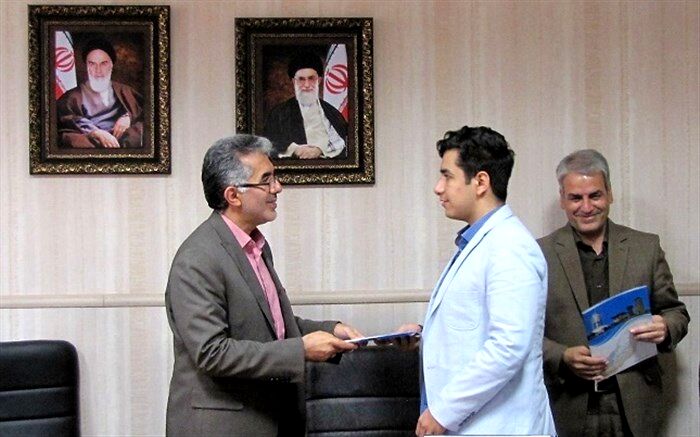 از حائزین رتبه های کشوری کنگره پرسش مهر ریاست محترم جمهور تقدیر شد