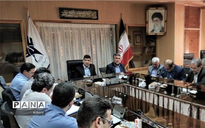 حرکت از آموزش محوری به سوی پژوهش محوری در دستور کار دانشگاه آزاد قرار گرفت