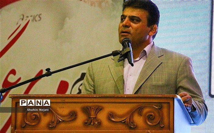 مدیرکل ورزش و جوانان استان البرز: ورزش سه گانه نیاز به معرفی و تبلیغ بیشتری دارد