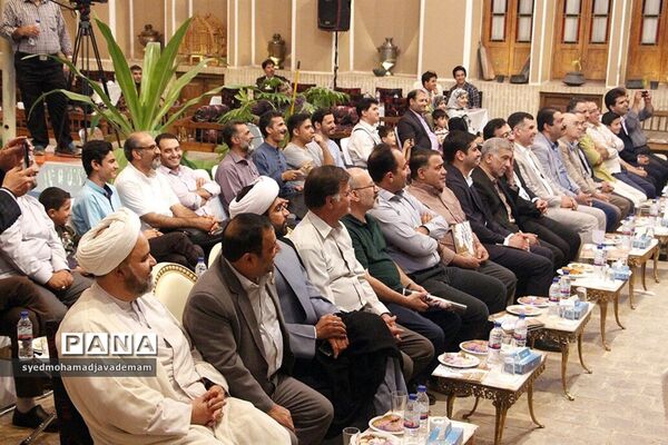 اختتامیه جشنواره ملی آیات خط در استان یزد