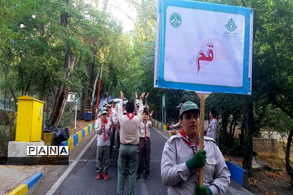 کسب پرچم افتخار خلاقیت و نوآوری توسط دانش آموزان پیشتاز قم