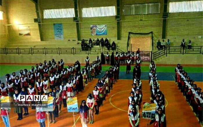 تجربه های ناب در اردوهای دوستی کانون‌‌های دانش‌آموزی هلال احمر