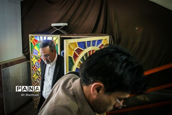 بازدید وزیر آموزش و پرورش از دبیرستان دخترانه متوسطه حضرت ولی عصر(مجری طرح ایران مهارت)