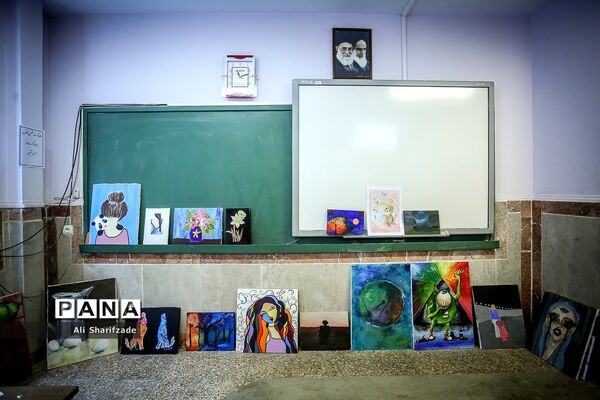 بازدید وزیر آموزش و پرورش از دبیرستان دخترانه متوسطه حضرت ولی عصر(مجری طرح ایران مهارت)