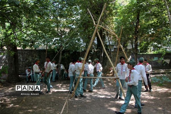 حضور پیشتازان پسر مازندران در کارگاه چوب و‌گره هشتمین اردوی ملی