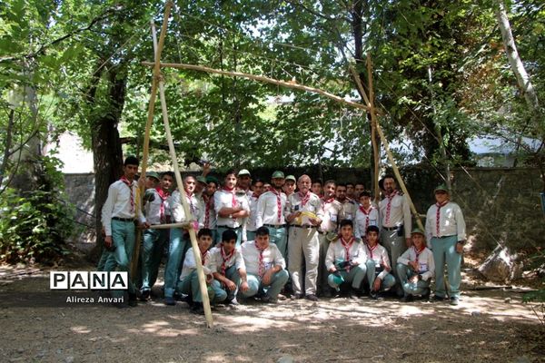 حضور پیشتازان پسر مازندران در کارگاه چوب و‌گره هشتمین اردوی ملی