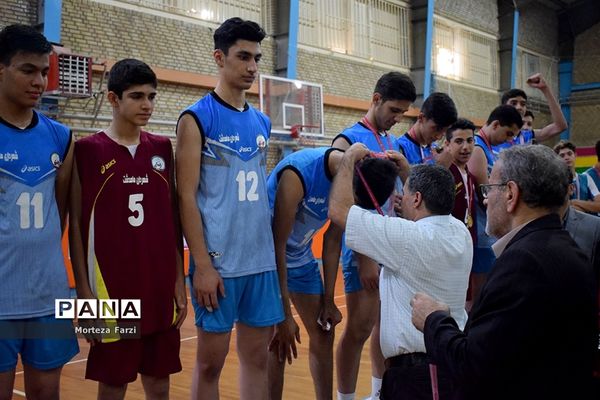 قهرمانی تیم  والیبال‌ البرز در سی‌و‌پنجمین دوره مسابقات دانش‌آموزی کشور