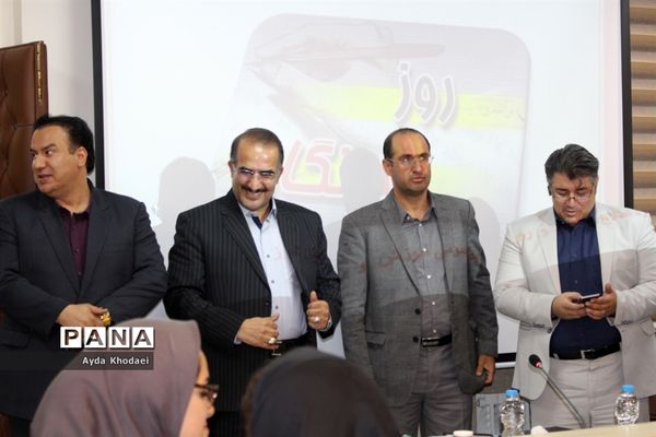 آیین تجلیل از خبرنگاران فعال حوزه آموزش و پرورش البرز