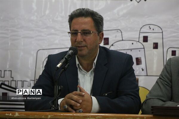 نشست خبری نخستین جشنواره روستا ها و عشایر کتاب خوان فارس