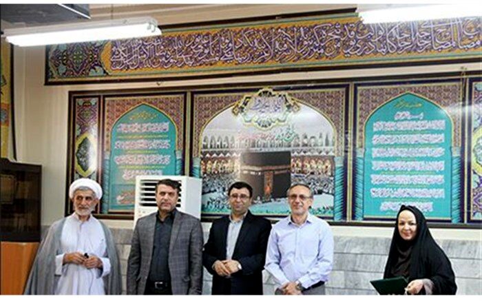تجلیل از بانوی کوهنورد فرهنگی فاتح قله دماوند