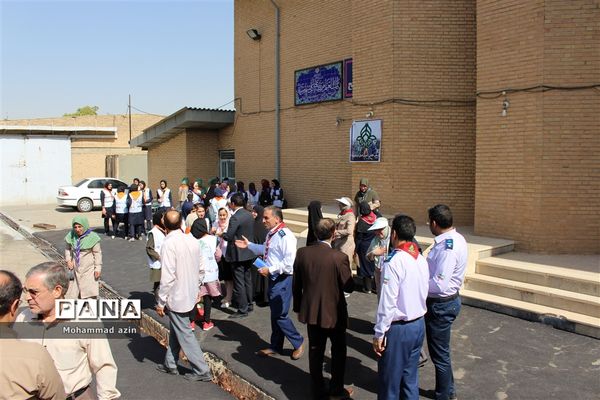 آیین افتتاحیه پیش اردوی پیشتازان دختر استان کرمانشاه