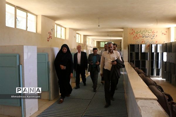 ایجاد باغ پرندگان در اردوگاه شهید آیت الله دستغیب شیراز