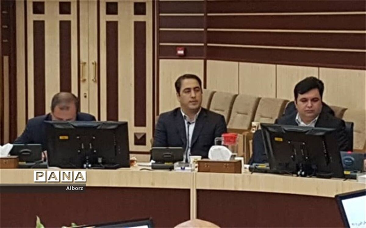 معاون اجتماعی  شهرداری کلانشهر کرج: استفاده از ظرفیت جوانان راه حل رفع مشکلات جامعه