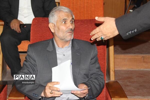 همایش تجلیل از برگزیدگان هجدهمین پرسش مهر ریاست جمهوری درکهگیلویه و بویراحمد