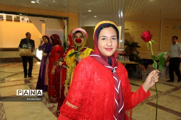 همایش تجلیل از برگزیدگان هجدهمین پرسش مهر ریاست جمهوری درکهگیلویه و بویراحمد