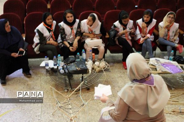 پیش اردوی پیشتازان دختر در کرمانشاه