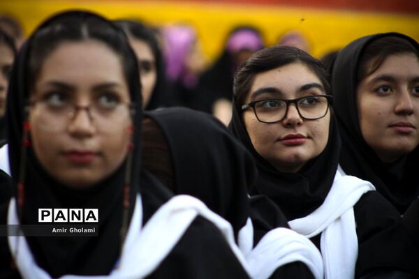 آیین استقبال دانش‌آموزان دختر شرکت‌کننده در سی و ششمین جشنواره فرهنگی، هنری سراسر کشور