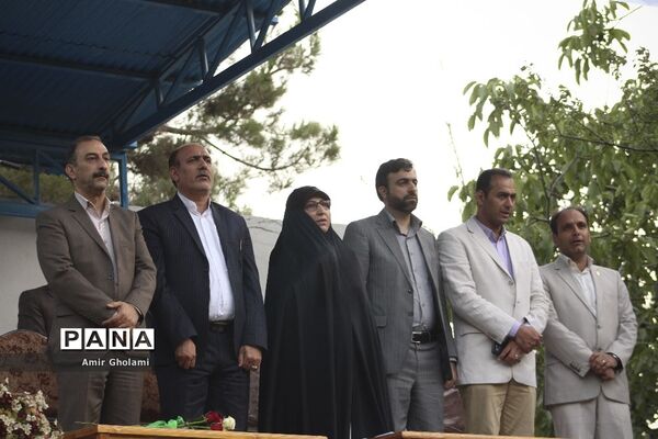 آیین استقبال دانش‌آموزان دختر شرکت‌کننده در سی و ششمین جشنواره فرهنگی، هنری سراسر کشور