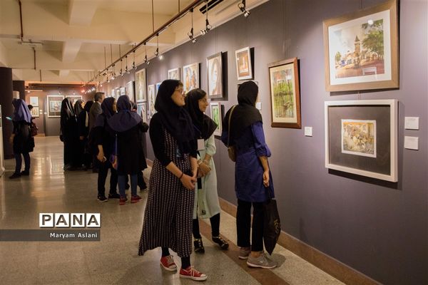 آیین گشایش نمایشگاه هنرهای دستی تجسمی دانش آموزان دختر سراسر کشور