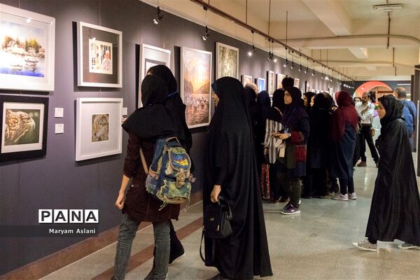 آیین گشایش نمایشگاه هنرهای دستی تجسمی دانش آموزان دختر سراسر کشور