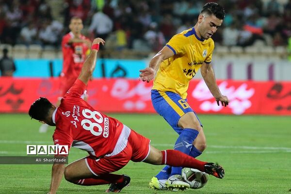 دیدار تیم‎های  پرسپولیس تهران و نفت مسجد سلیمان