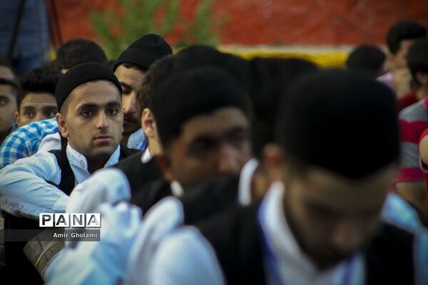 آیین استقبال دانش آموزان پسر شرکت کننده در سی و ششمین جشنواره فرهنگی، هنری سراسر کشور