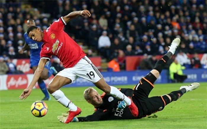 شروع فصل جدید لیگ جزیره با حسرت تاریخی روباه‌ها مقابل منچستریونایتد