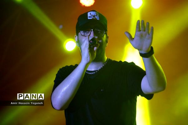 کنسرت مهدی جهانی در جزیره کیش