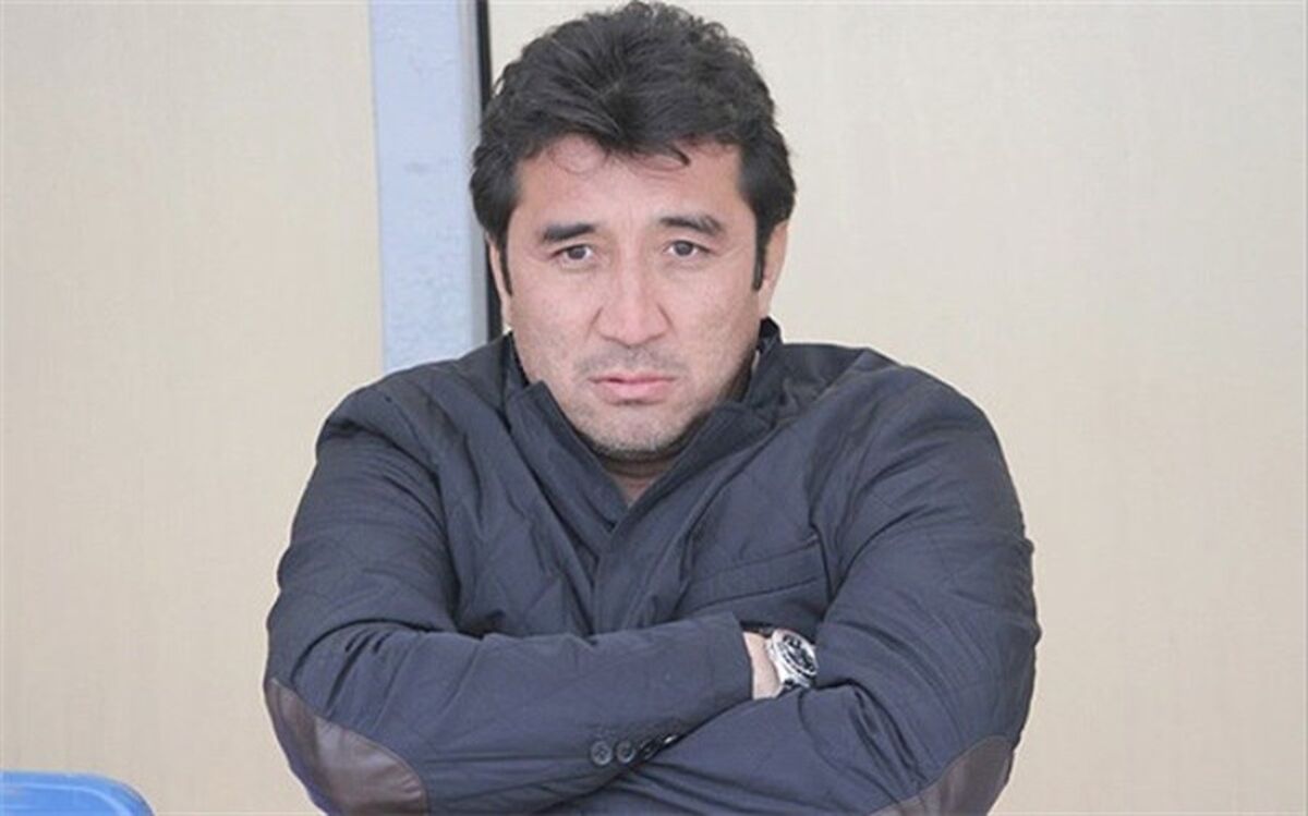 خداداد عزیزی از هدایت سپیدرود استعفا کرد