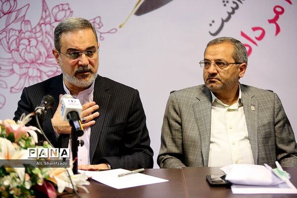 بازدید وزیر آموزش و پرورش از خبرگزاری پانا به مناسبت روز خبرنگار