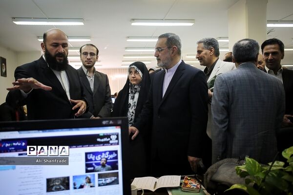 بازدید وزیر آموزش و پرورش از خبرگزاری پانا به مناسبت روز خبرنگار