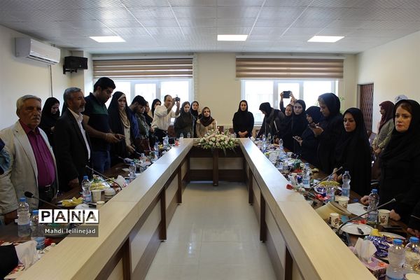 نشست خبری مدیرکل آموزش و پرورش البرز همراه با تقدیر از اصحاب رسانه استان