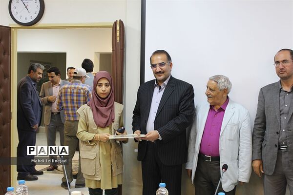 نشست خبری مدیرکل آموزش و پرورش البرز همراه با تقدیر از اصحاب رسانه استان