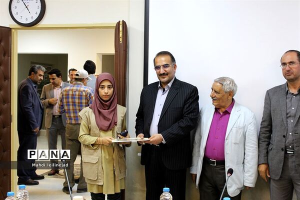 نشست خبری مدیرکل آموزش و پرورش البرز همراه با تقدیر از اصحاب رسانه استان
