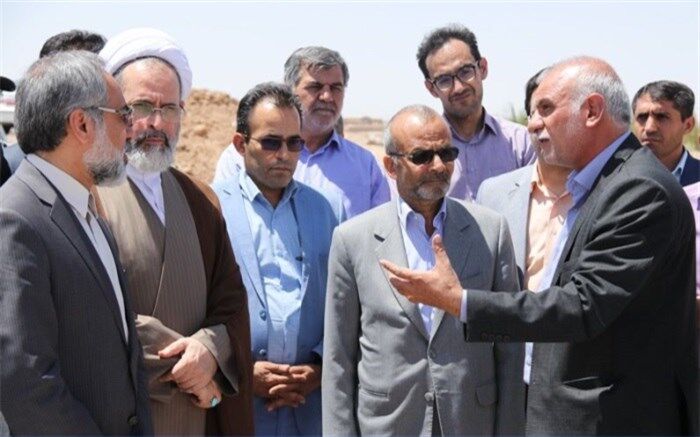 بازدید استاندار یزد از پروژه های عمرانی شهرستان میبد