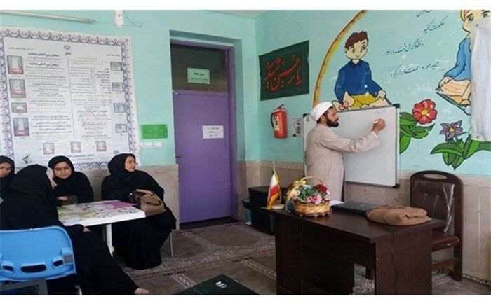 دوره آموزش عملی «نماز کلید بهشت» برگزار شد