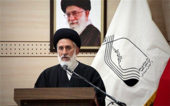 آموزش و پرورش و حوزه های علمیه ، بالاترین و با ارزش ترین نهاد های آموزشی