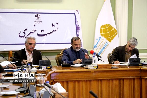 نشست خبری استاندار خراسان رضوی به مناسبت هقته دولت