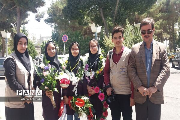 بازگشت سرفرازانه نخبگان کرجی از مسابقات علمی کاربردی خوارزمی در مشهد مقدس