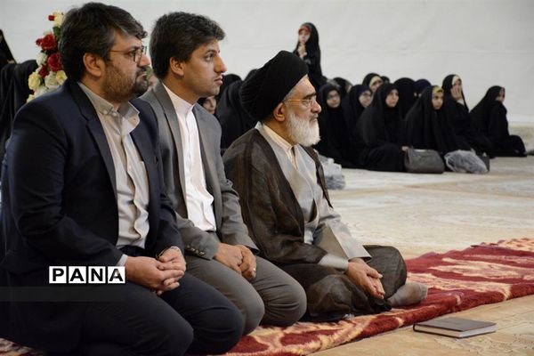 همایش رسولان کریمه (پاس‌داشت خبرنگاران) در حرم حضرت معصومه